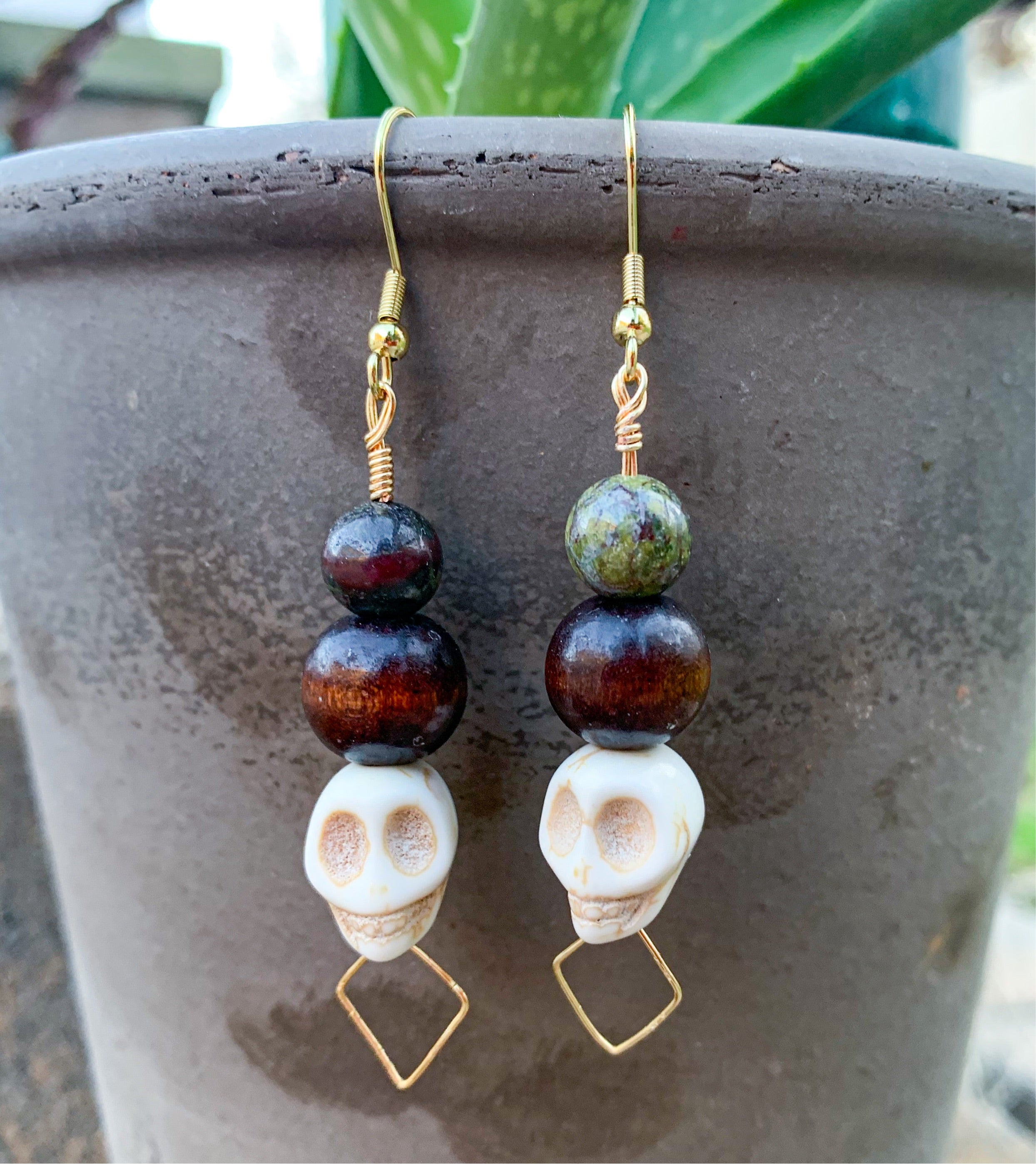 Dragon Blood Jasper / Howlite Skull Earrings