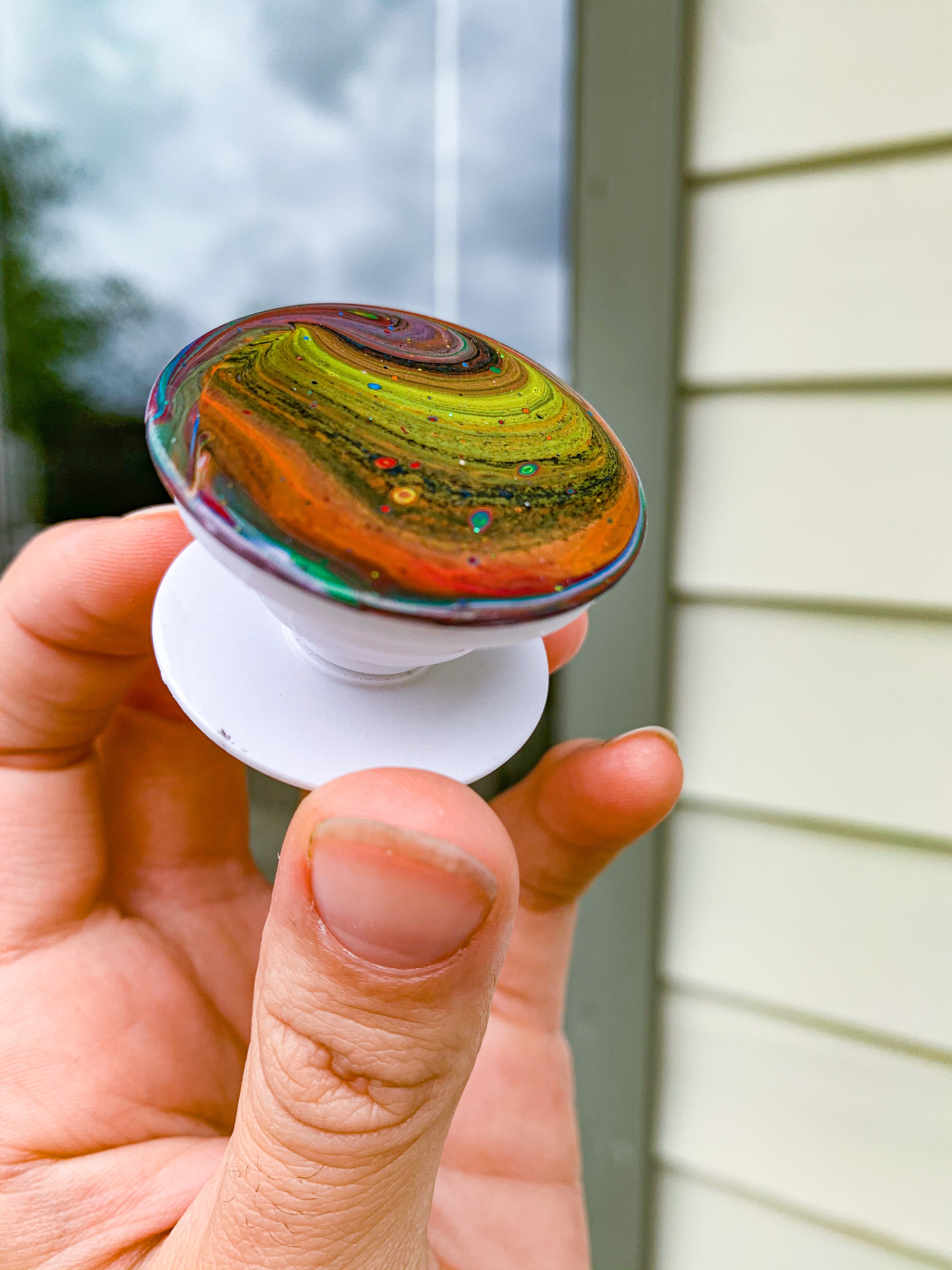 Embers Pop Socket